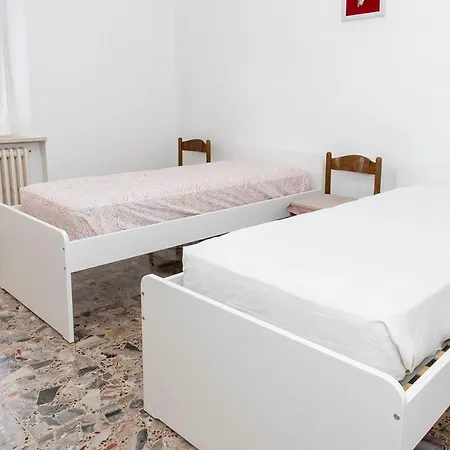 Apartment A20 - Poggio, Singola Con Corte Poggio (Marche)
