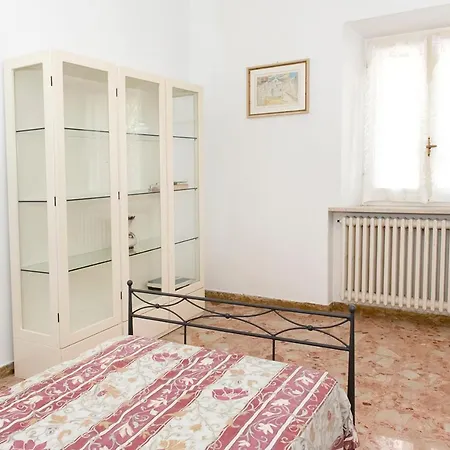 Apartment A20 - Poggio, Singola Con Corte Poggio (Marche)
